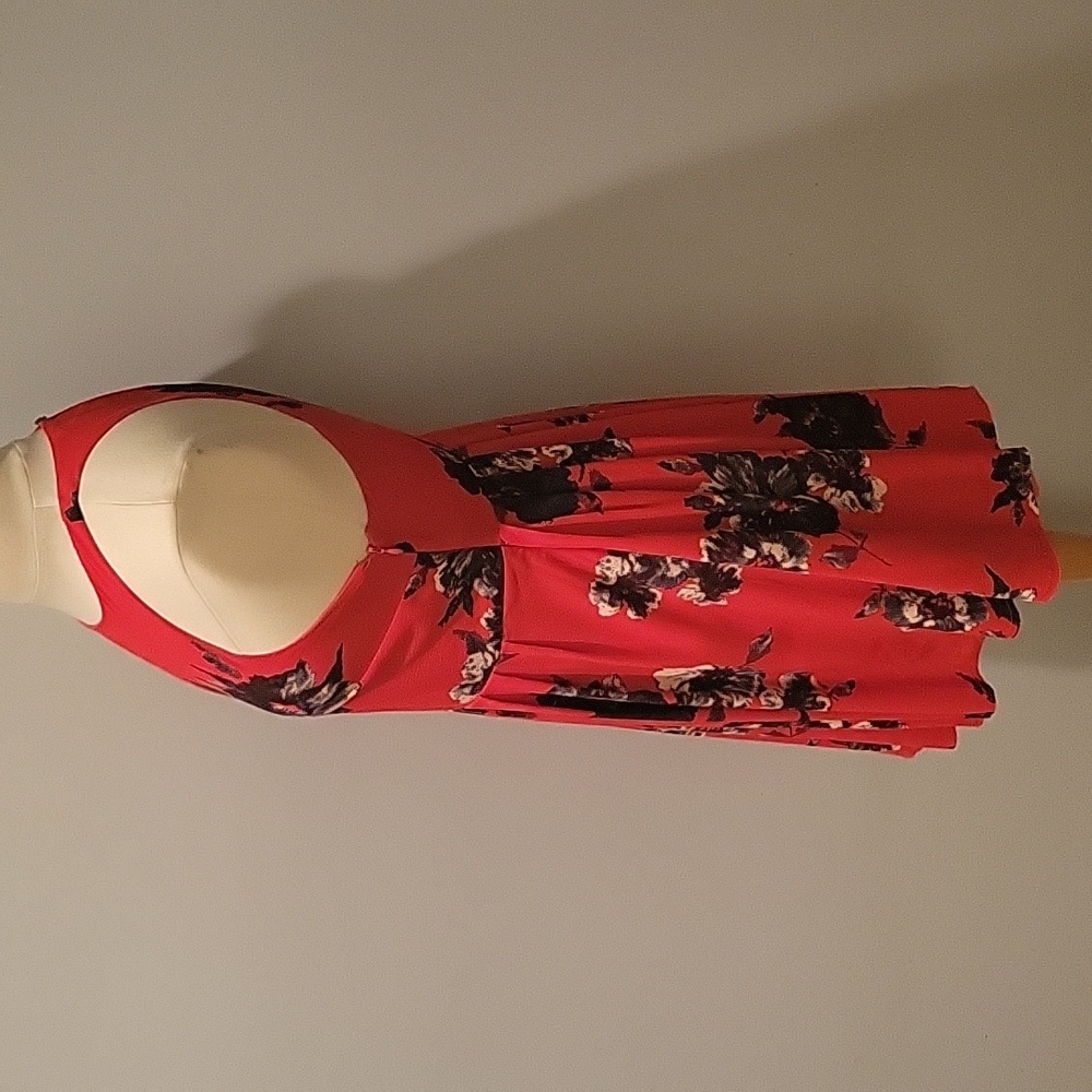 Free People Flutterby Red Pleated Dress SZ 2 - Picture 3 of 7